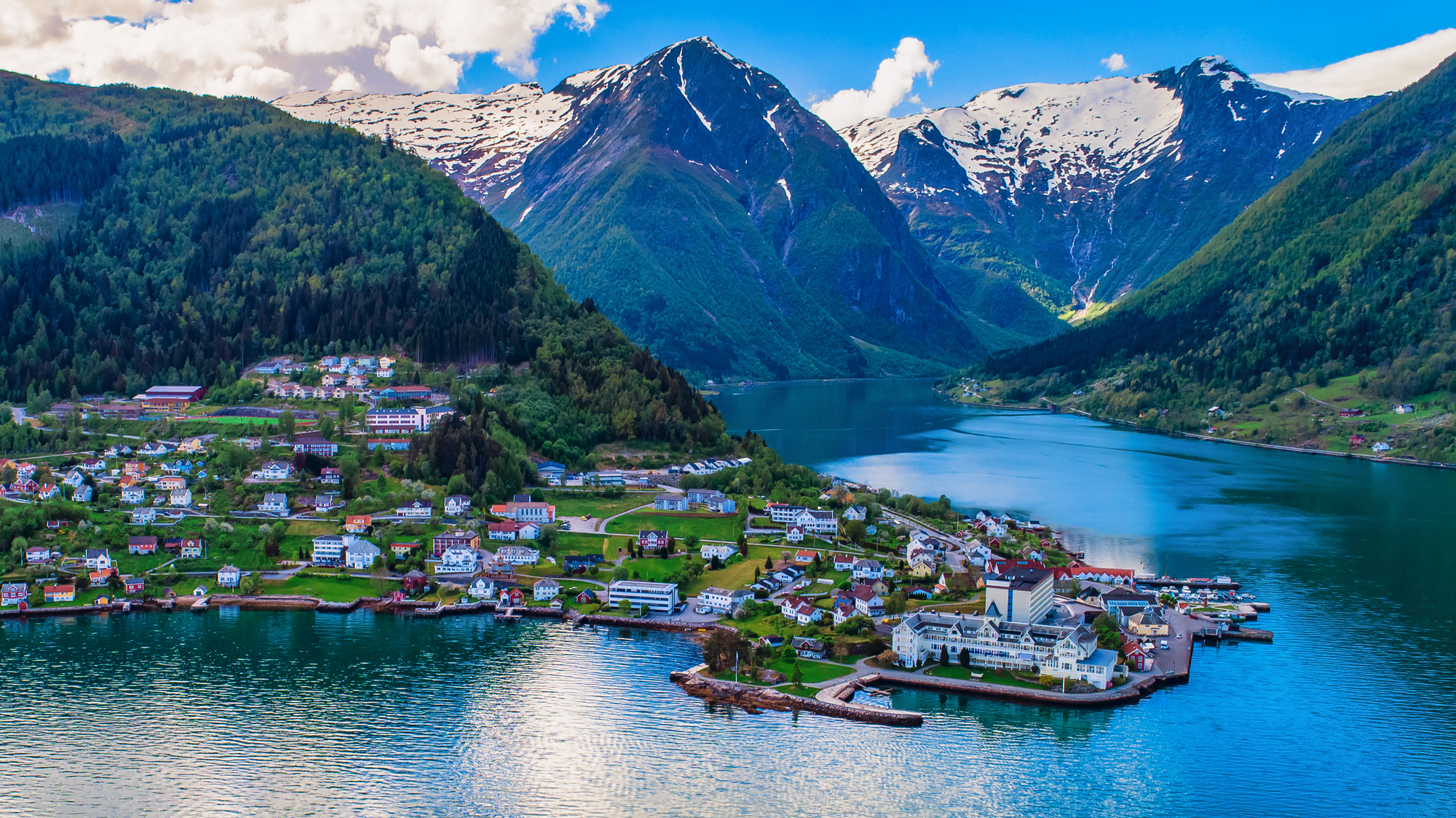 yacht charter Norway, Balestrand