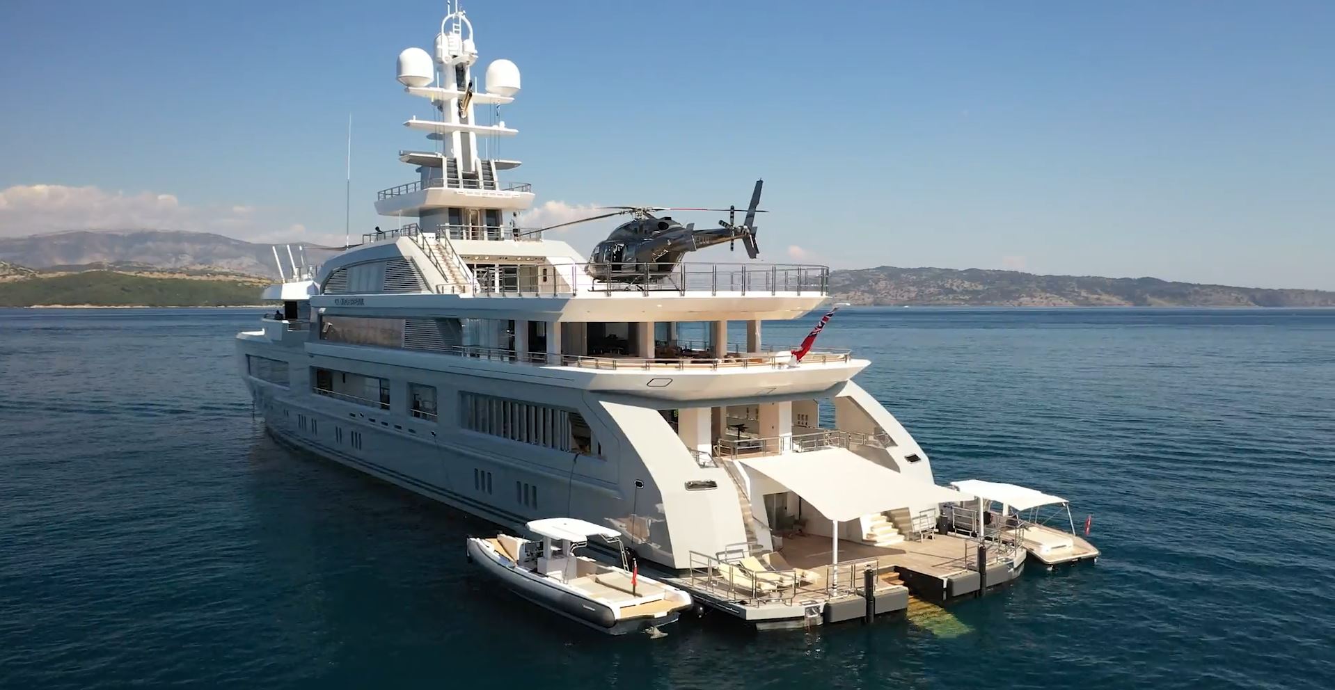 Motor Yacht CLOUDBREAK for Charter with SuperYachtsMonaco