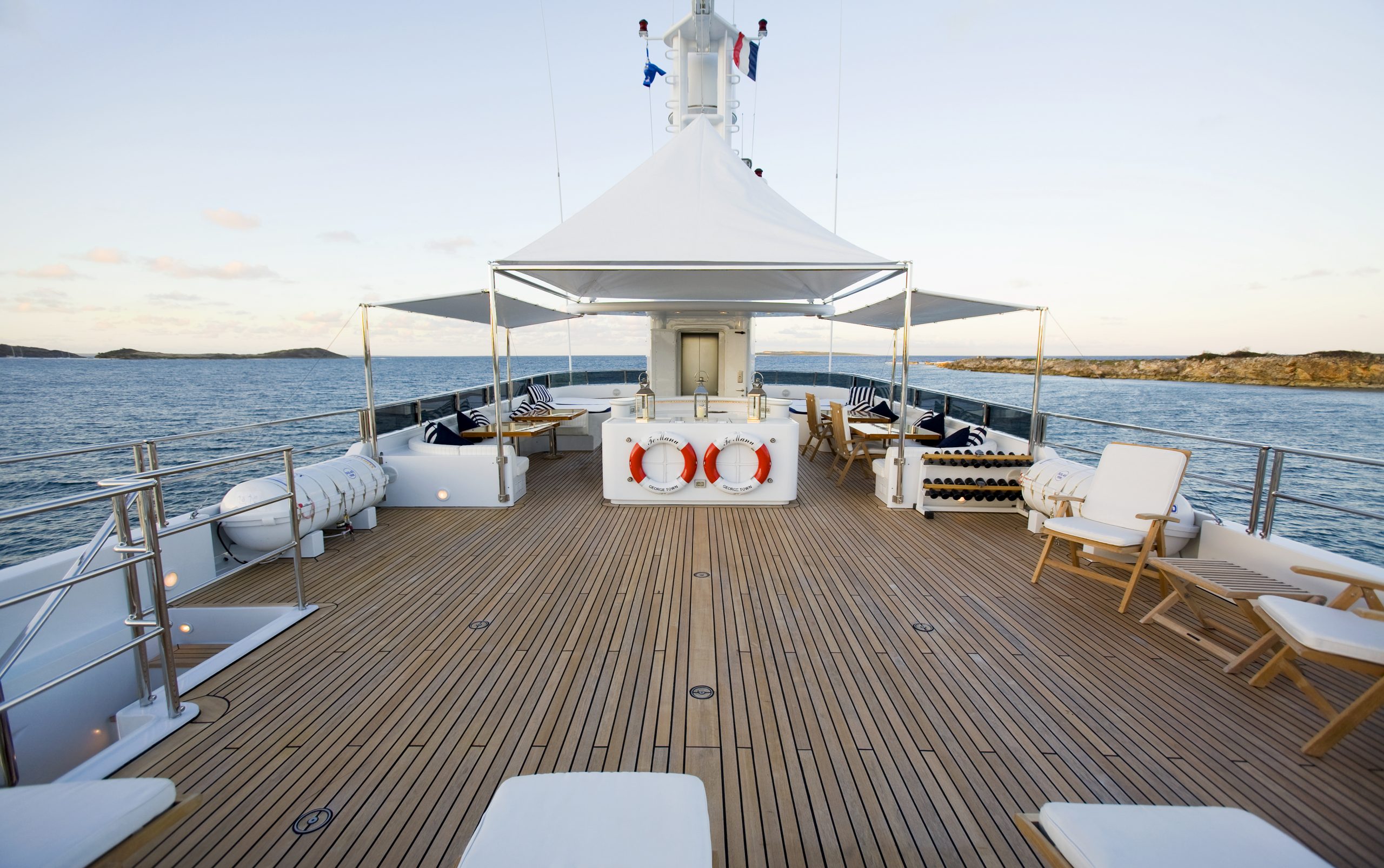 M/Y TE MANU for charter with SuperYachtsMonaco