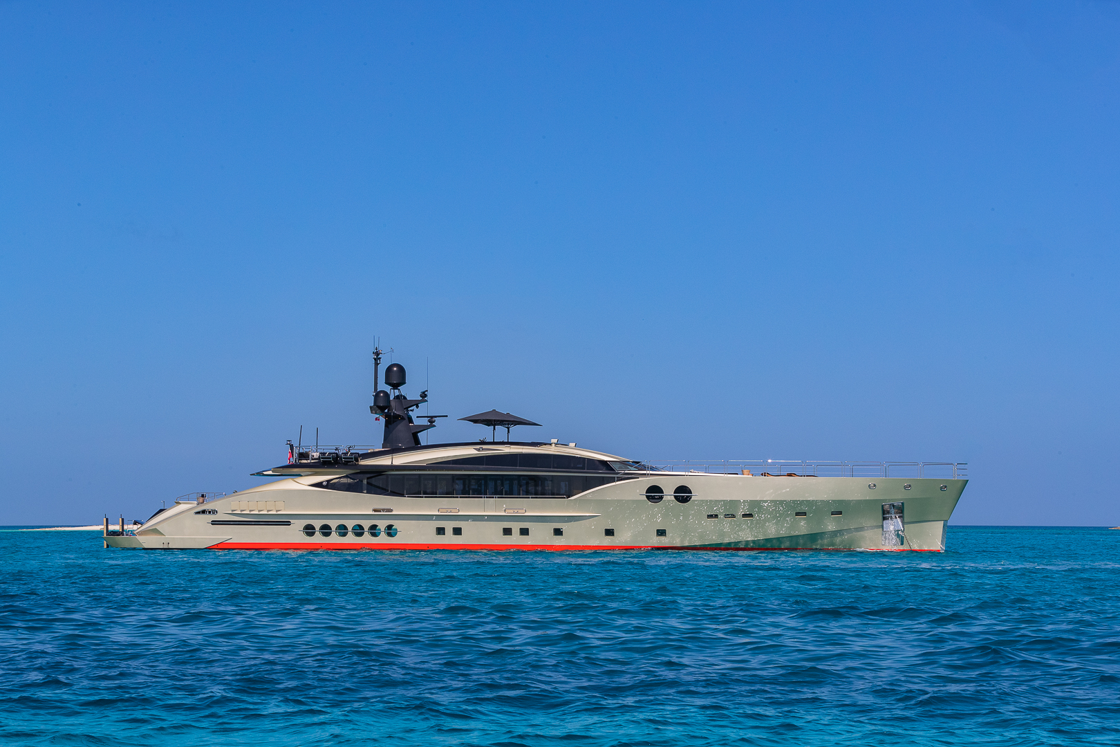 Motor Yacht DB9 for Charter with SuperYachtsMonaco