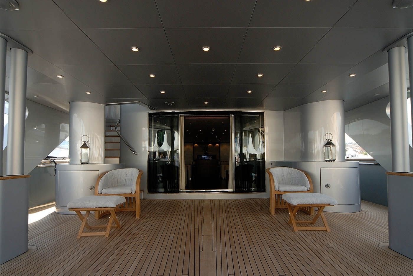 Motor Yacht ANNAMIA for Charter with SuperYachtsMonaco