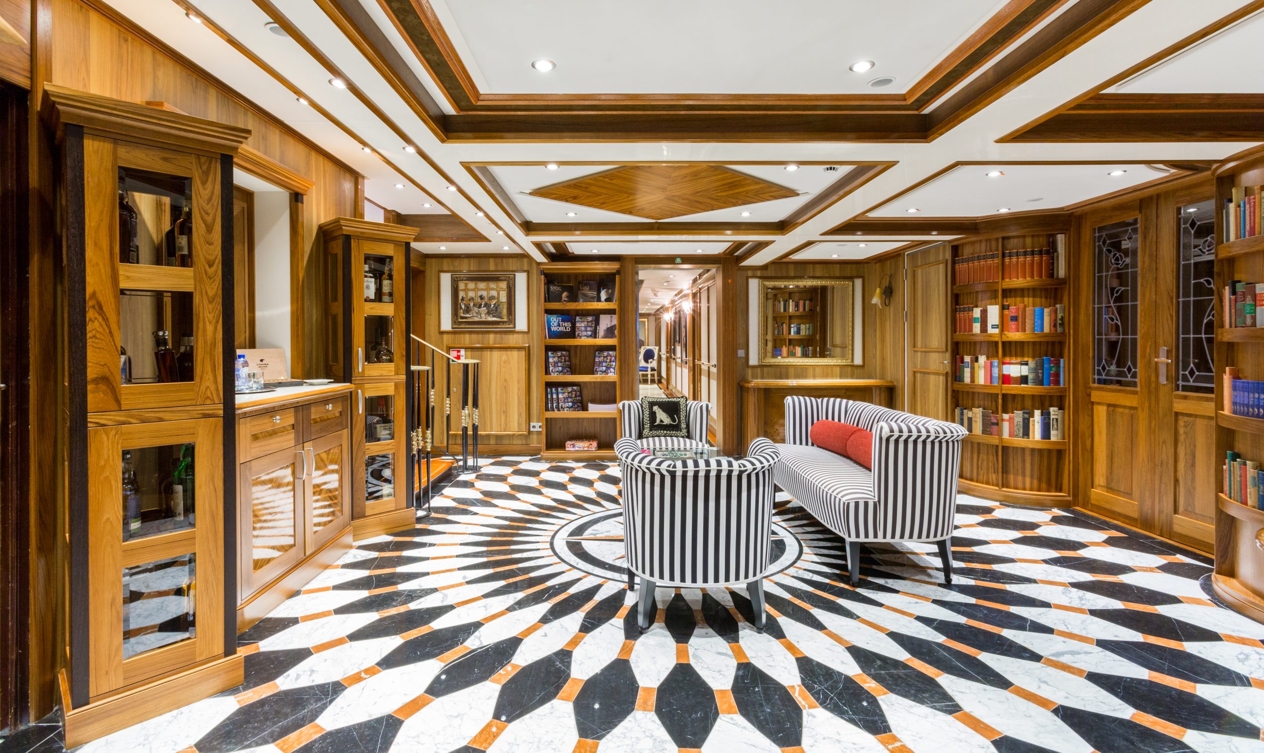 Motor Yacht LEGEND for Charter with SuperYachtsMonaco