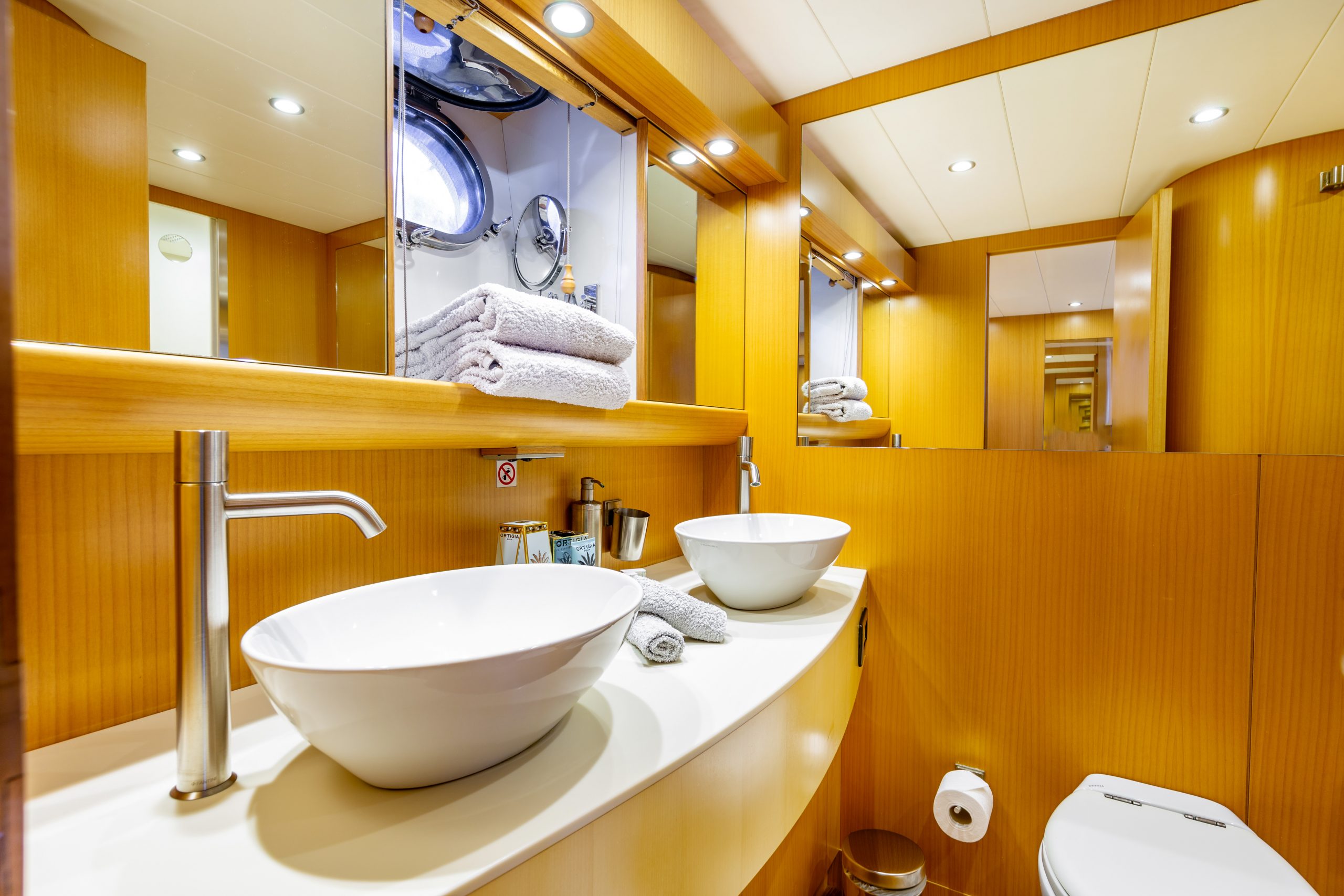 Motor Yacht MINOU for Charter with SuperYachtsMonaco