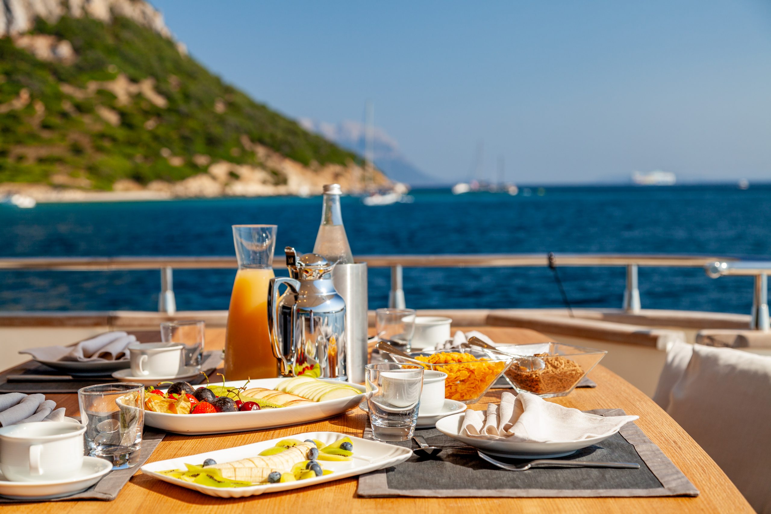 Motor Yacht MINOU for Charter with SuperYachtsMonaco