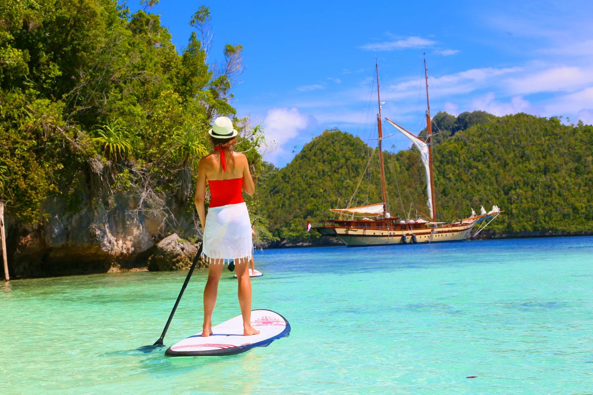 Sailing Yacht LAMIMA for Charter with SuperYachtsMonaco