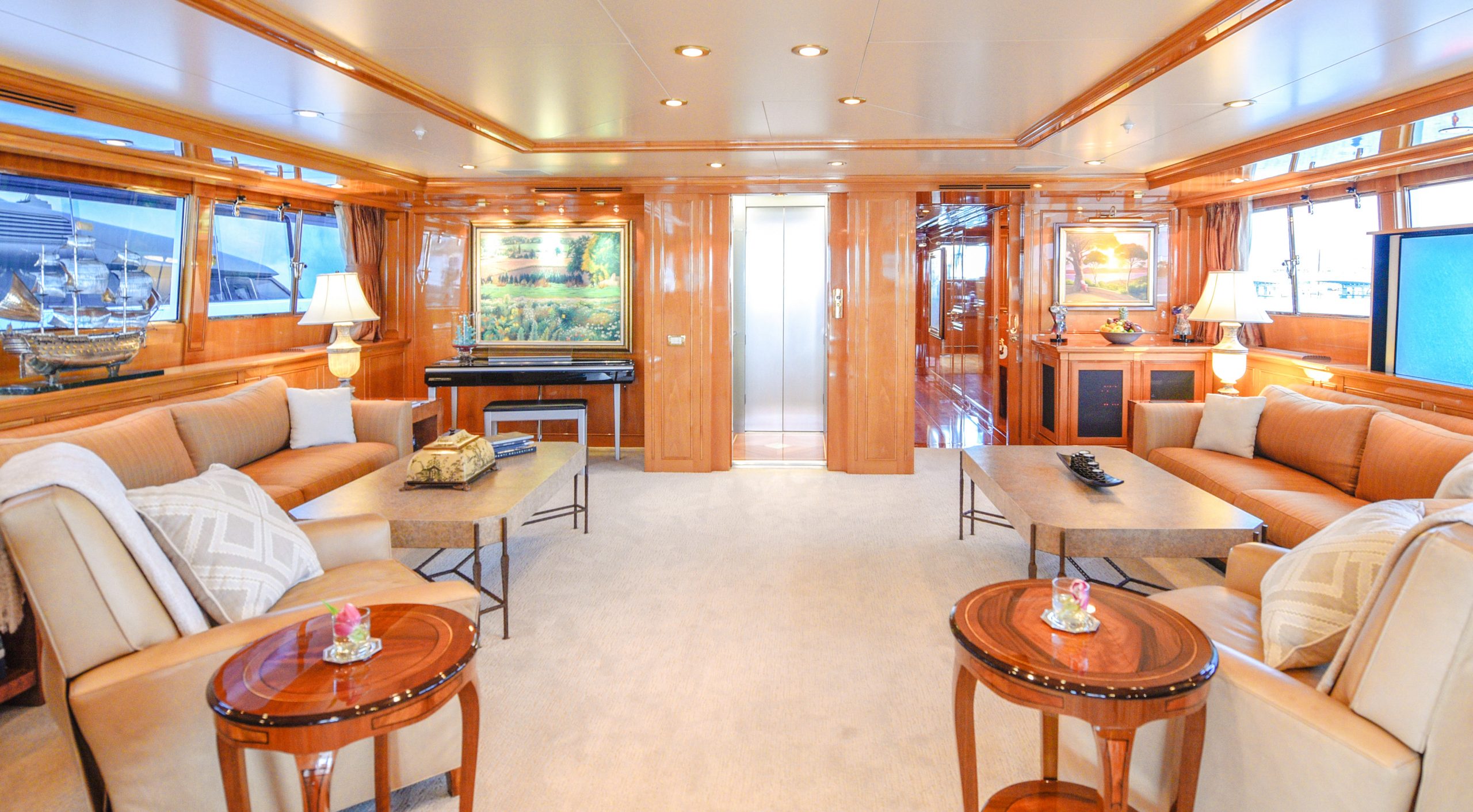 M/Y TE MANU for charter with SuperYachtsMonaco