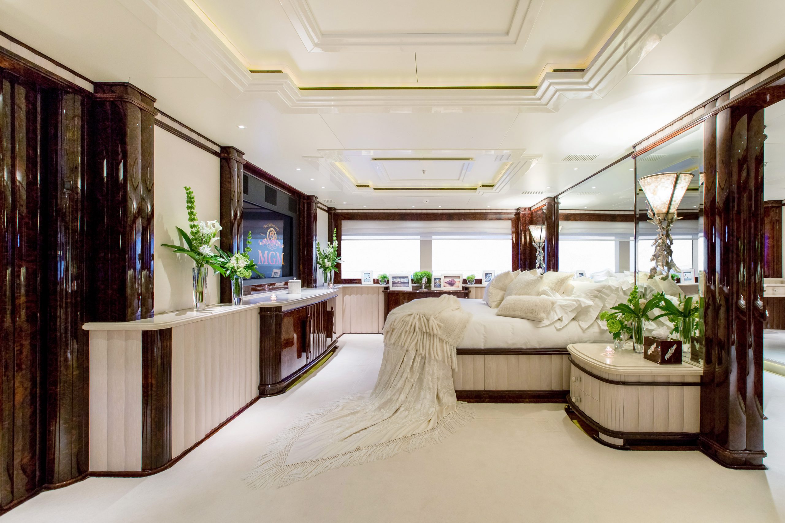 Motor Yacht LIONESS V for Charter with SuperYachtsMonaco