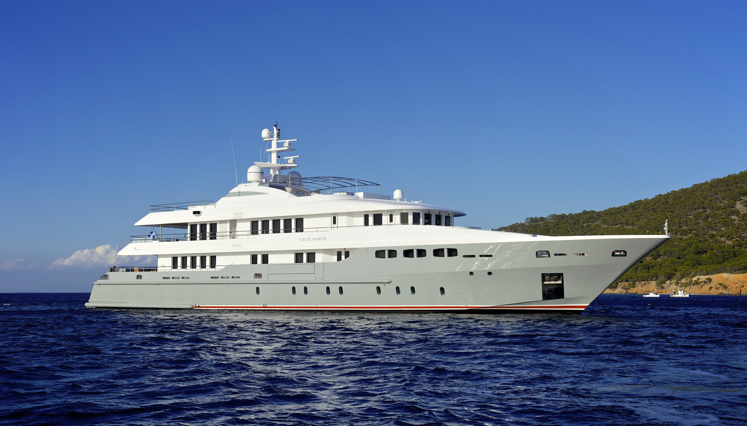 Motor Yacht OCEANOS for Charter with SuperYachtsMonaco