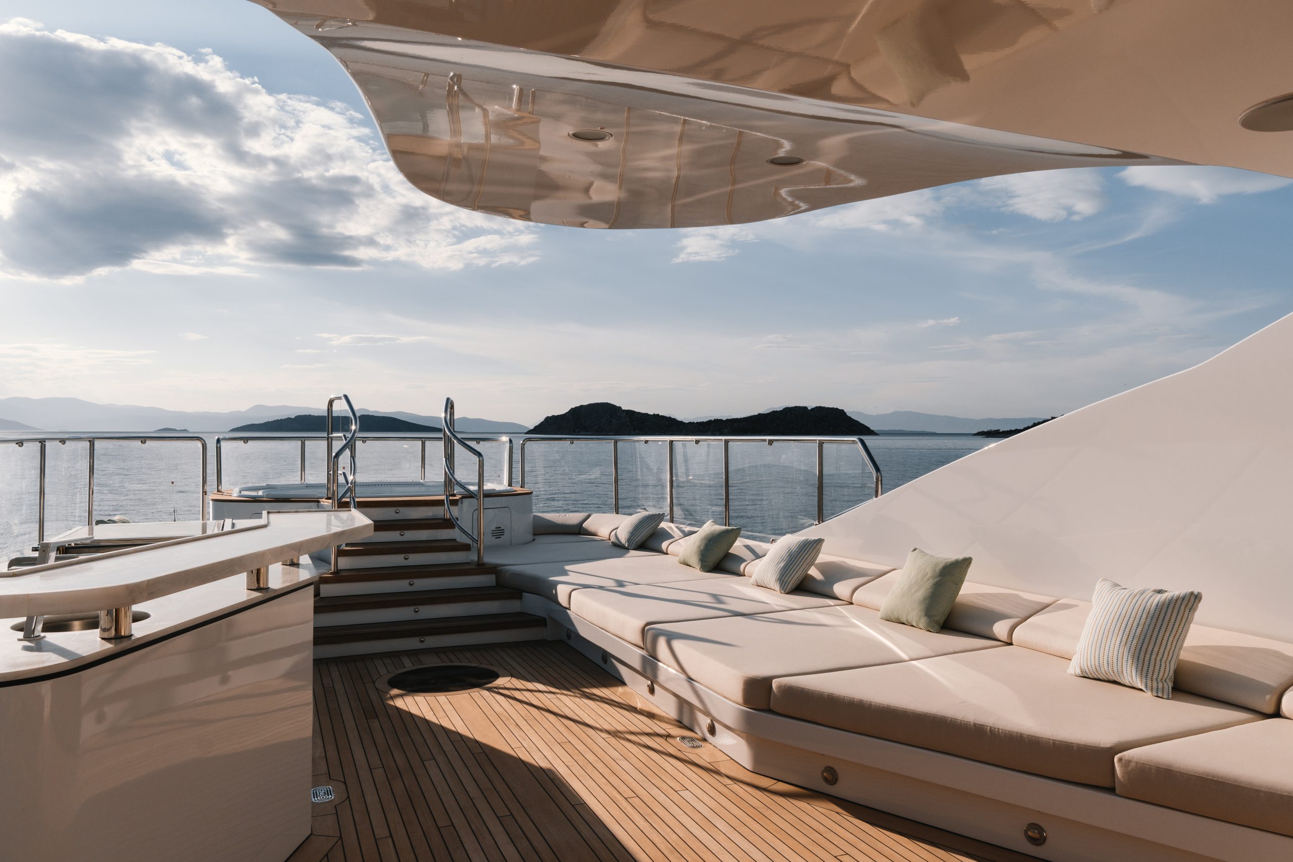 Motor Yacht O'MATHILDE for Charter with SuperYachtsMonaco