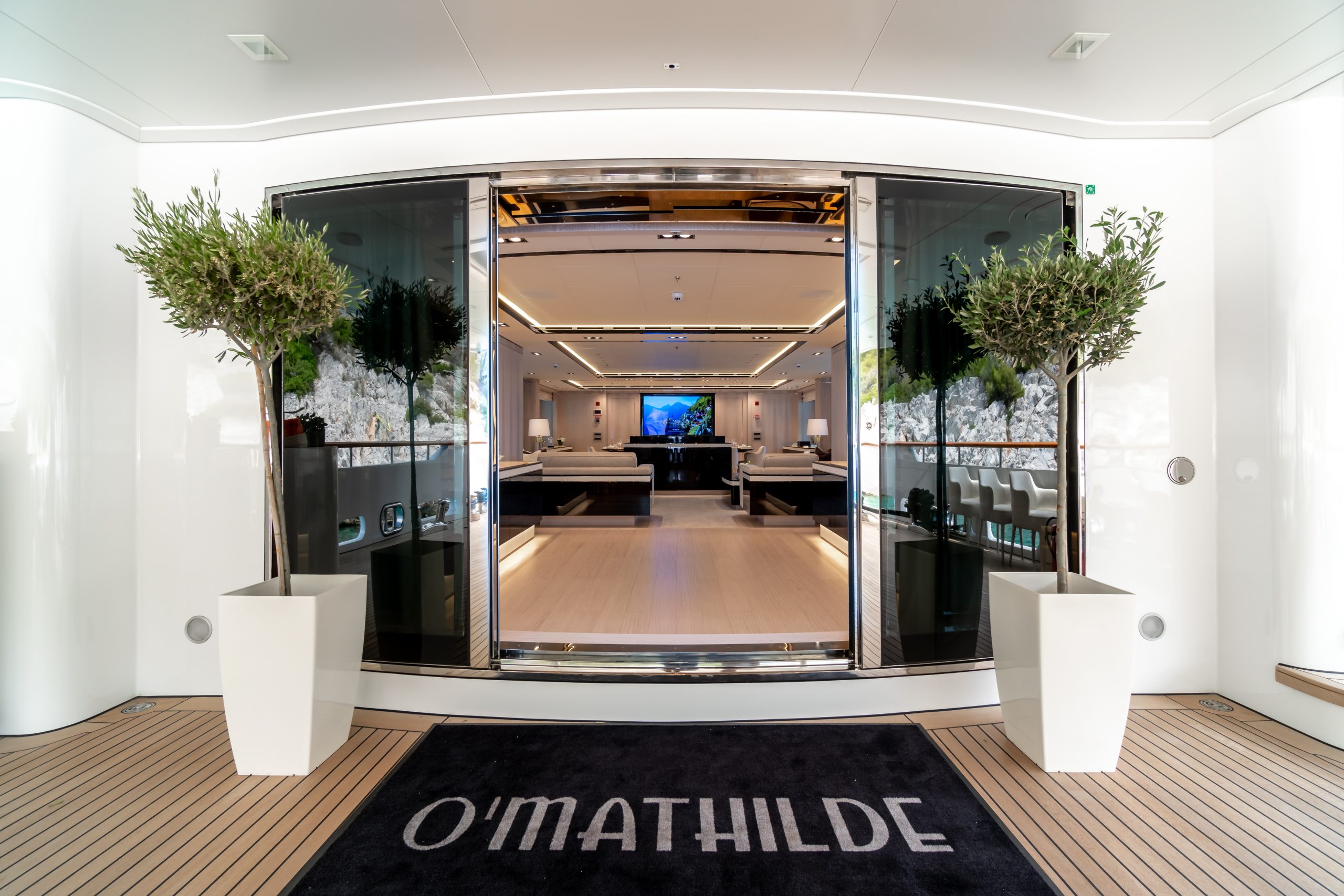 Motor Yacht O'MATHILDE for Charter with SuperYachtsMonaco