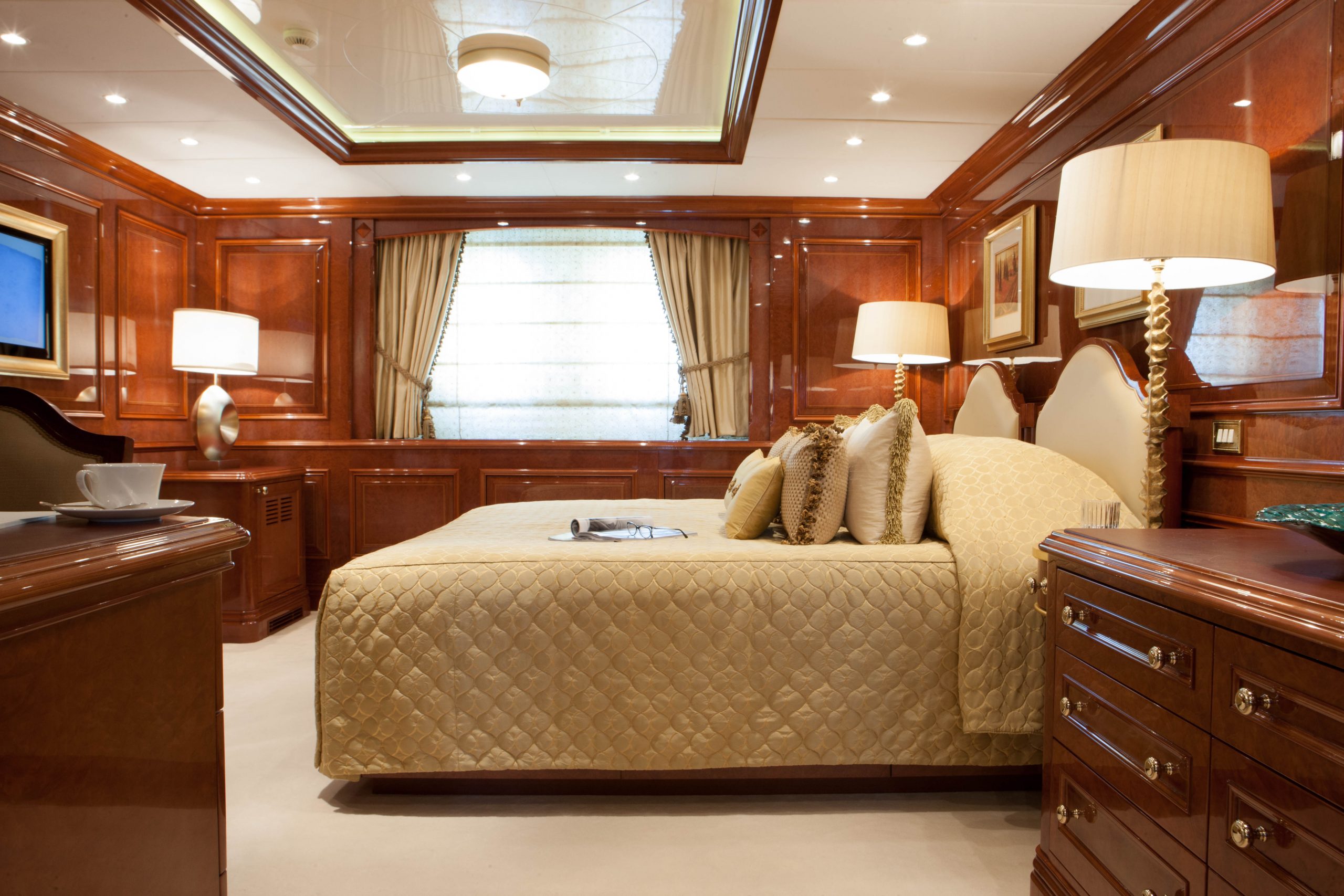 Motor Yacht ST DAVID for charter with SuperYachtsMonaco