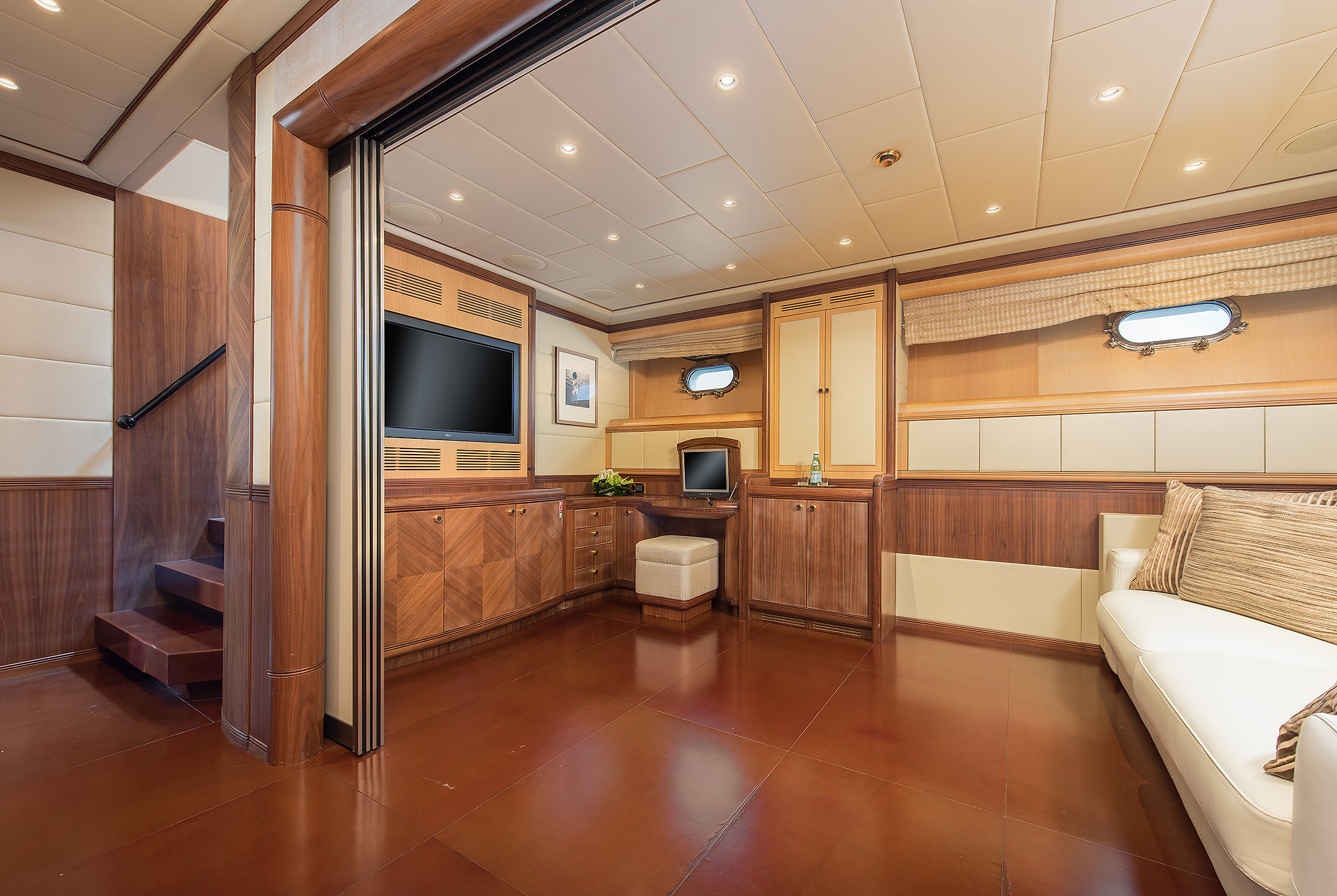 Motor Yacht SHANE for charter with SuperYachtsMonaco