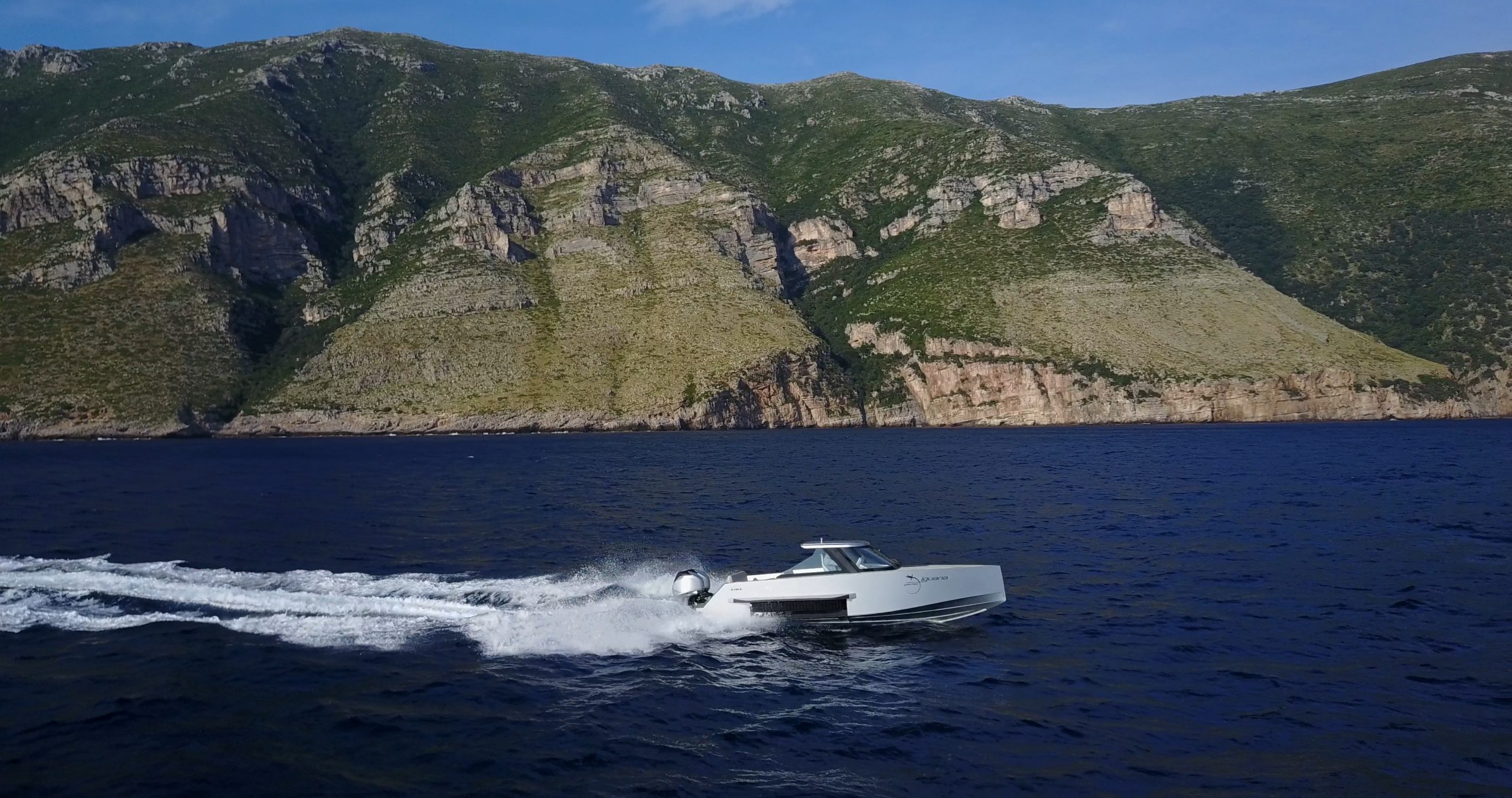 Motor Yacht IGUANA for Sale with SuperYachtsMonaco