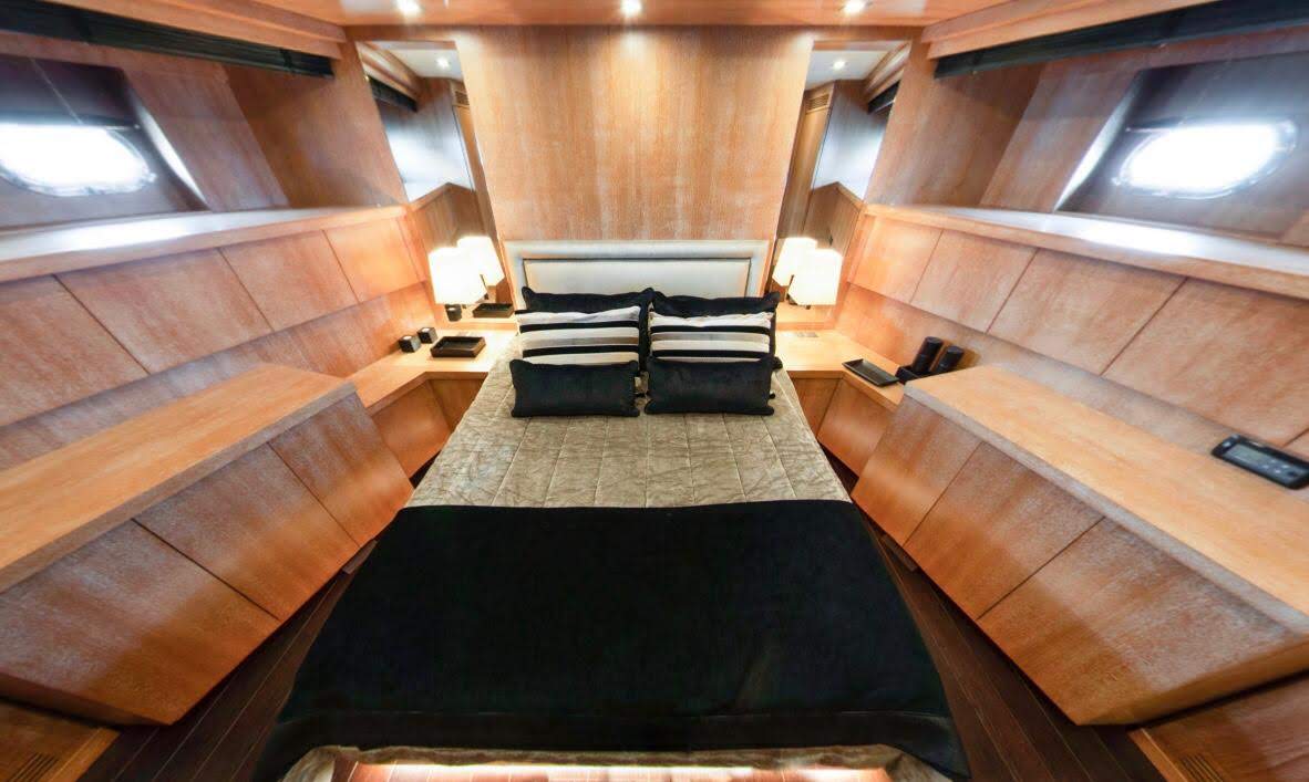 Motor Yacht REVELLA for charter with SuperYachtsMonaco