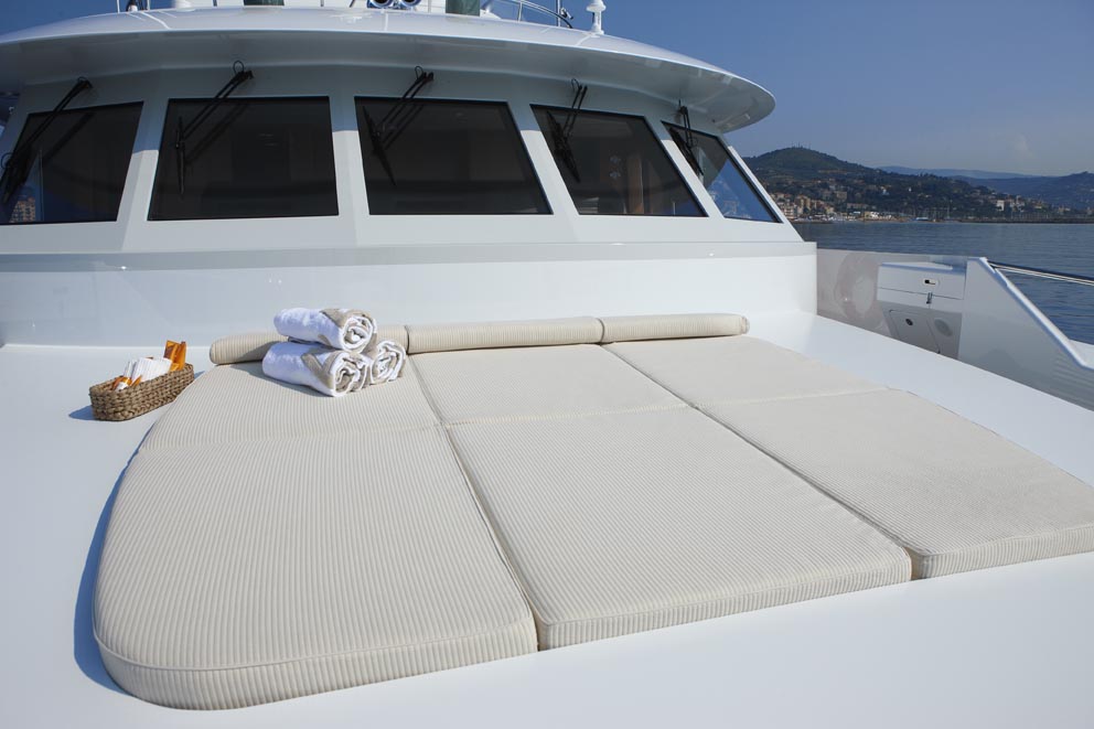 M/Y KATHLEEN ANNE for Charter with SuperYachtsMonaco