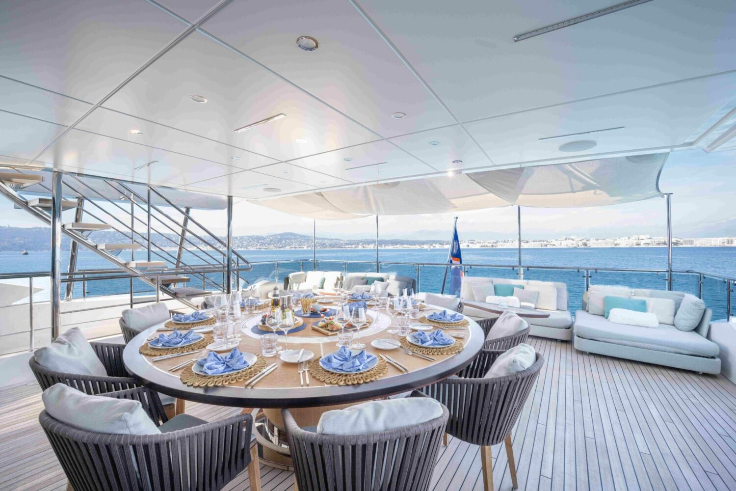 luxury super yachts for charter