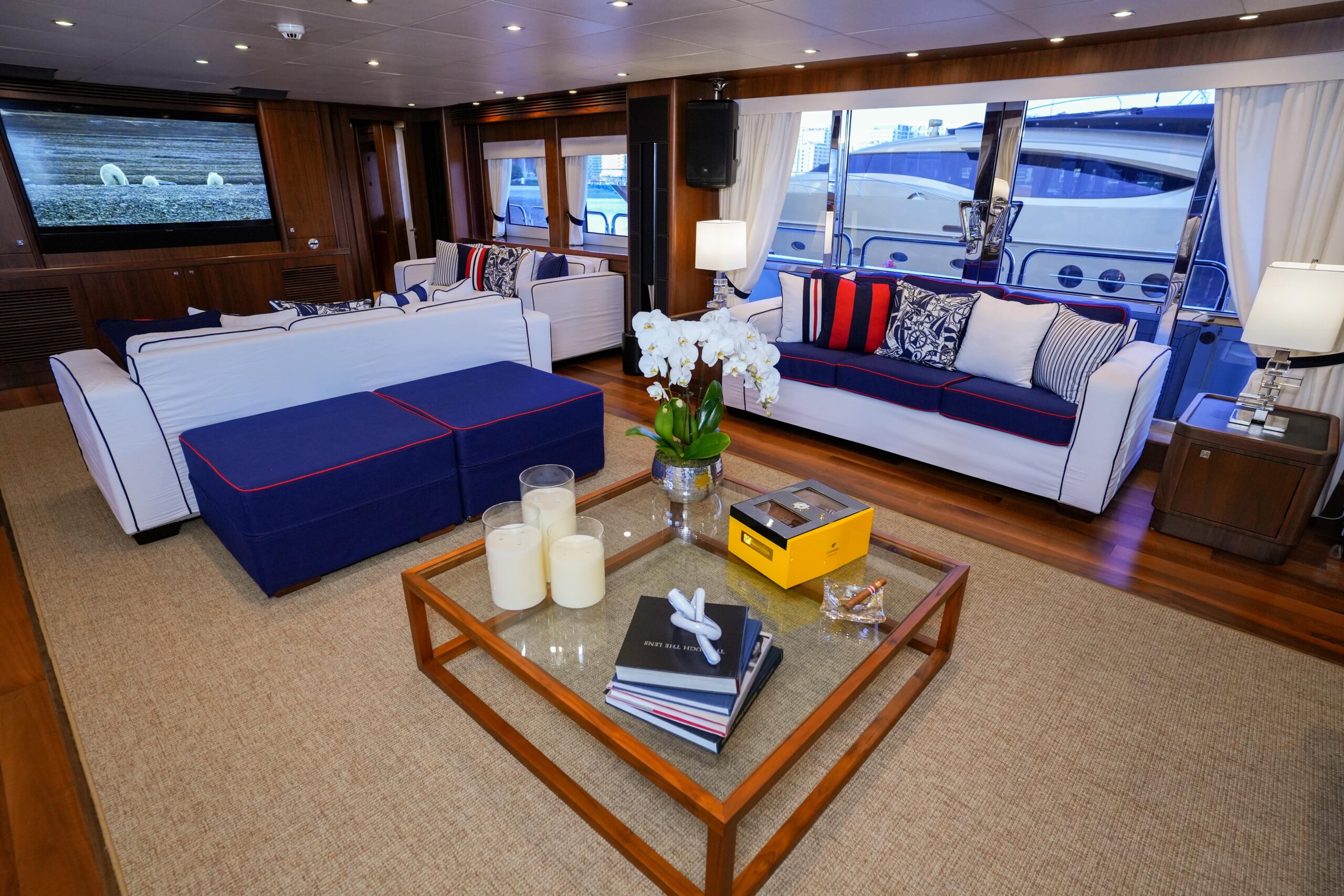 yacht for charter LUCIEN